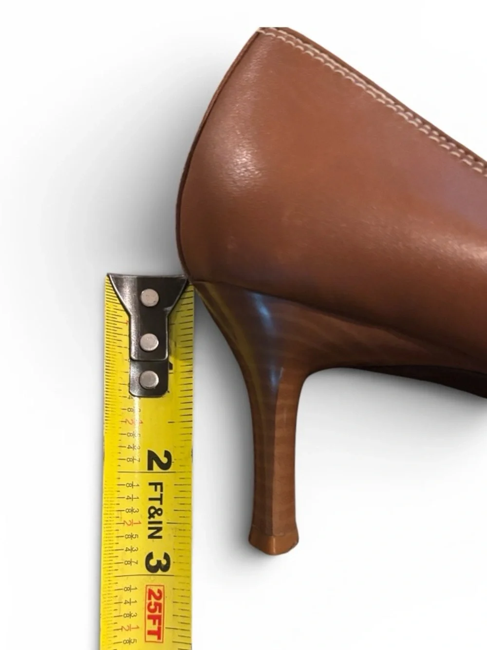 AEROSOLES Petunia Brown Leather Pumps Size 8.5 Kitten Heel Square Toe with Bow
